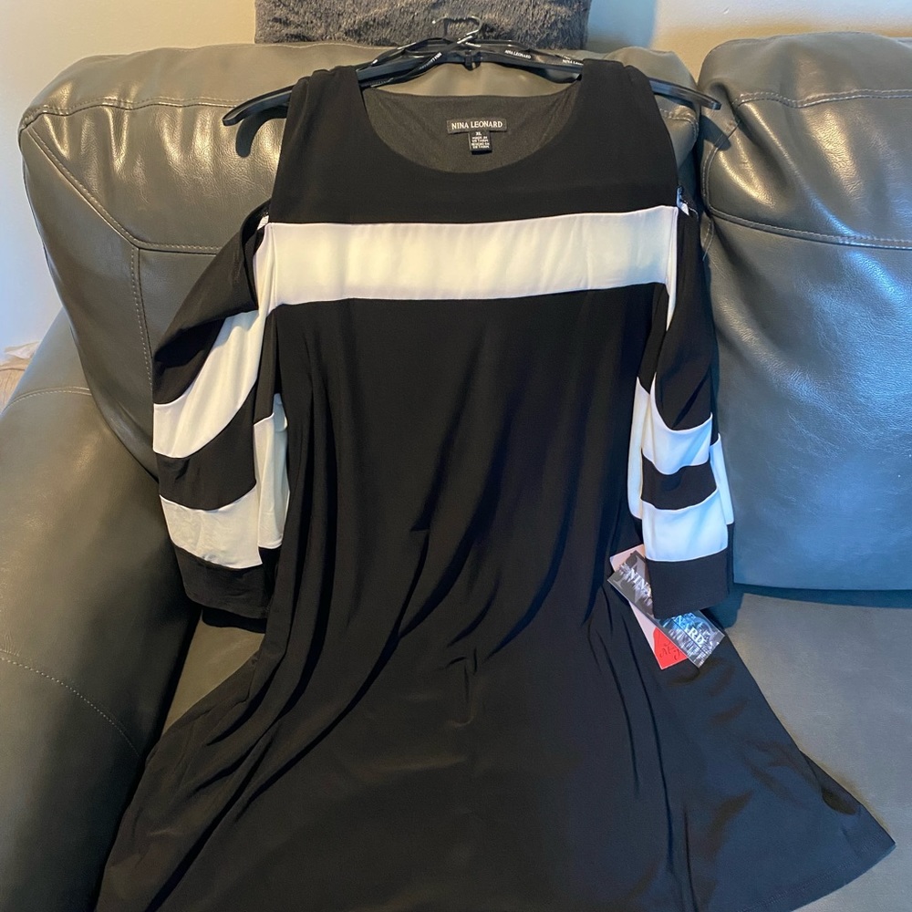 NWT black and white dress.